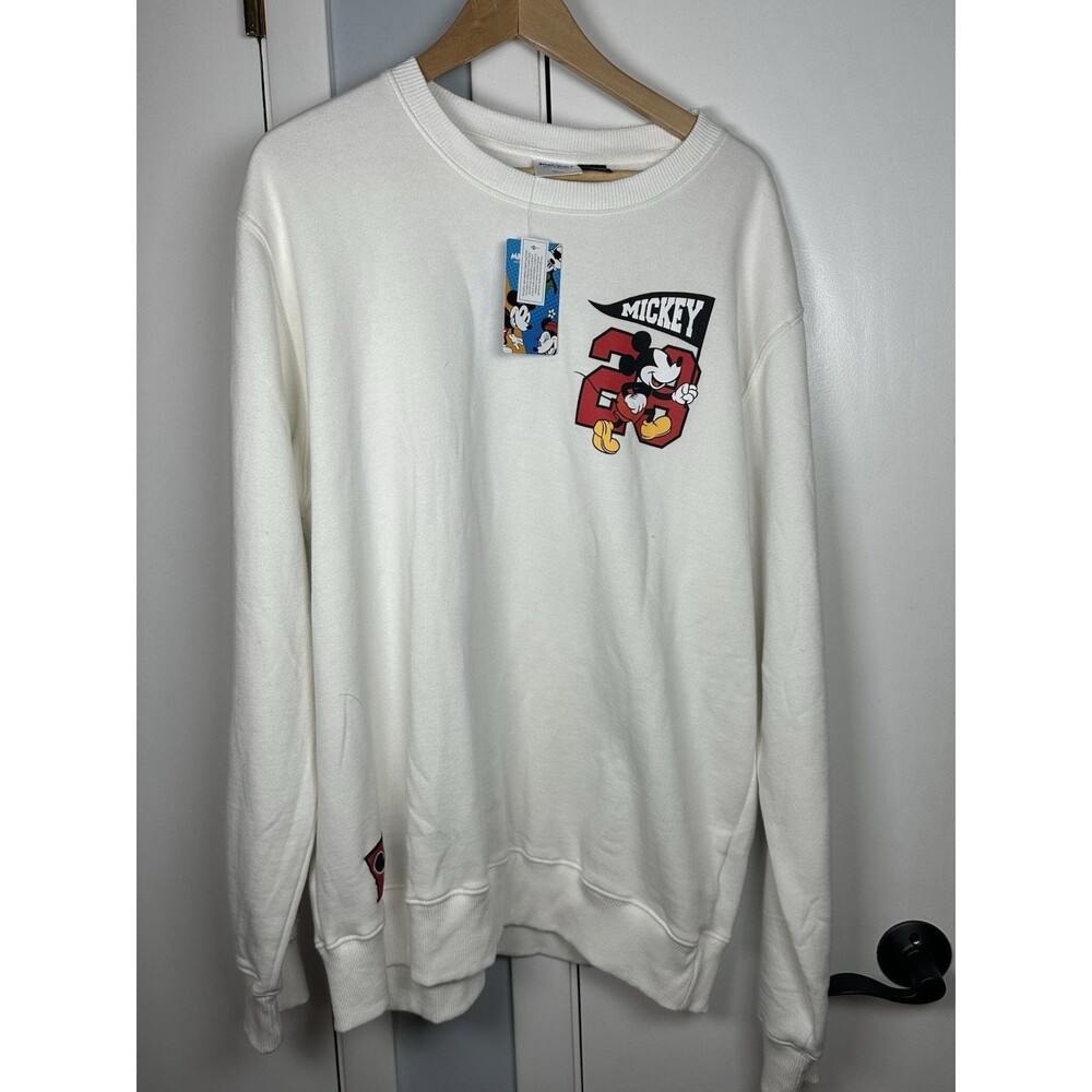NWT Disney Mickey and Friends Graphic Print Pullover Sweatshirt Unisex Large